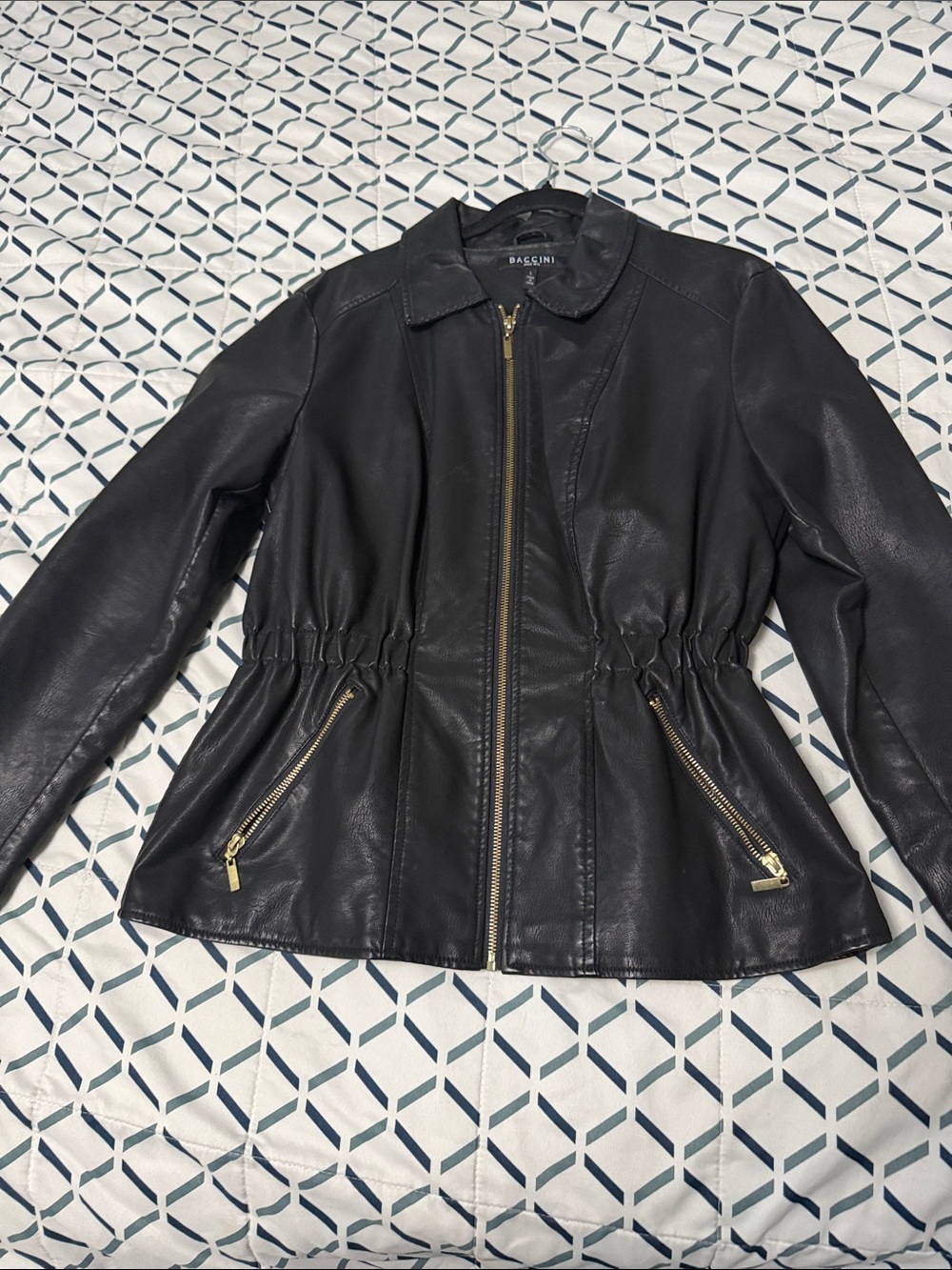 Women's Black Faux sintetico Zip-Front Jacket